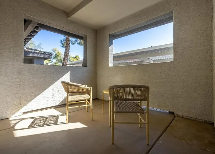 Apartment Landing Modern With Amazing Amenities *