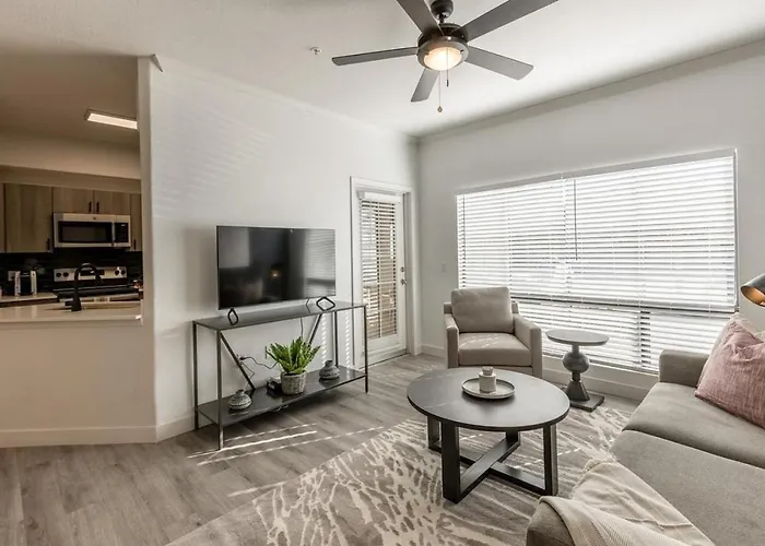 Landing Modern With Amazing Amenities Apartment Chandler